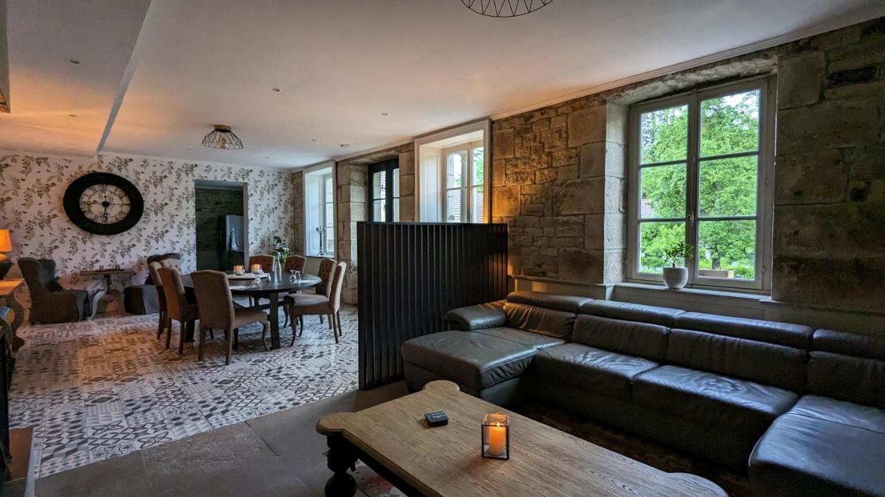 Manoir La Cerise Bed & Breakfast